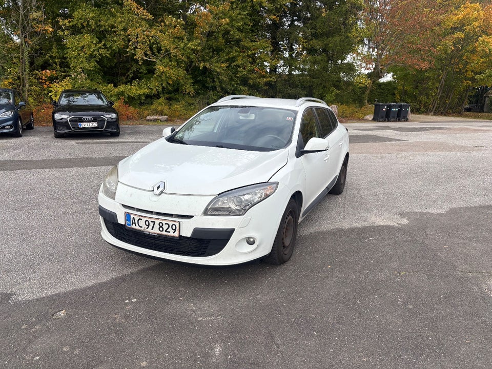 Renault Megane III 1,5 dCi 110 Authentique Sport Tourer 5d