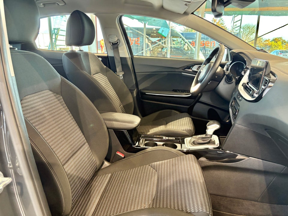 Kia XCeed 1,6 PHEV Prestige DCT 5d