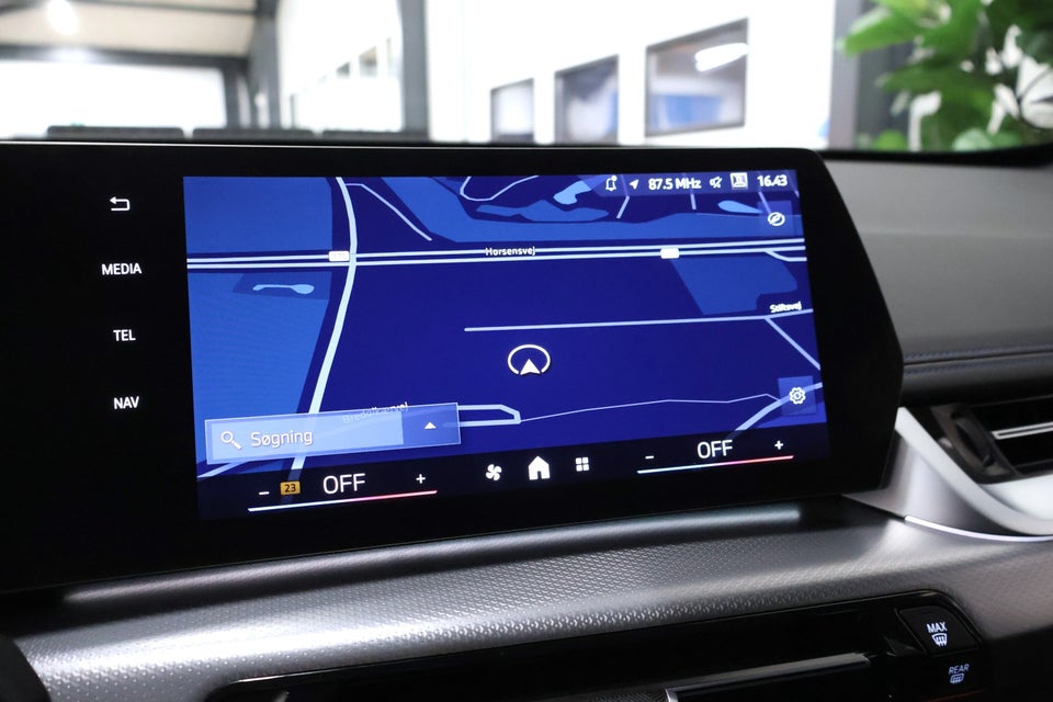 BMW iX1 eDrive20 M-Sport 5d