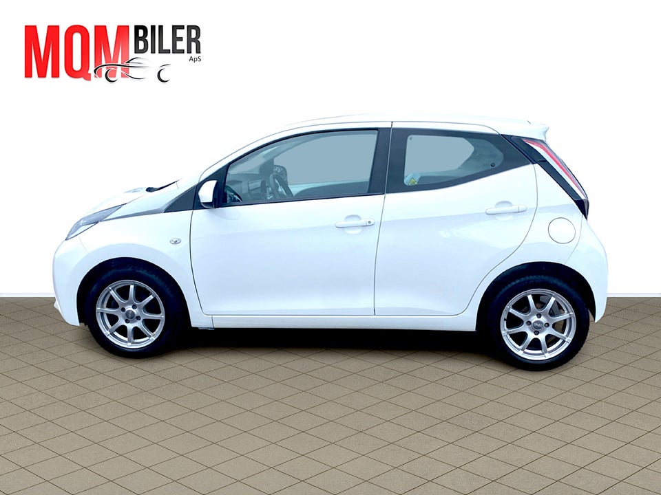 Toyota Aygo 1,0 VVT-i x-pure 5d