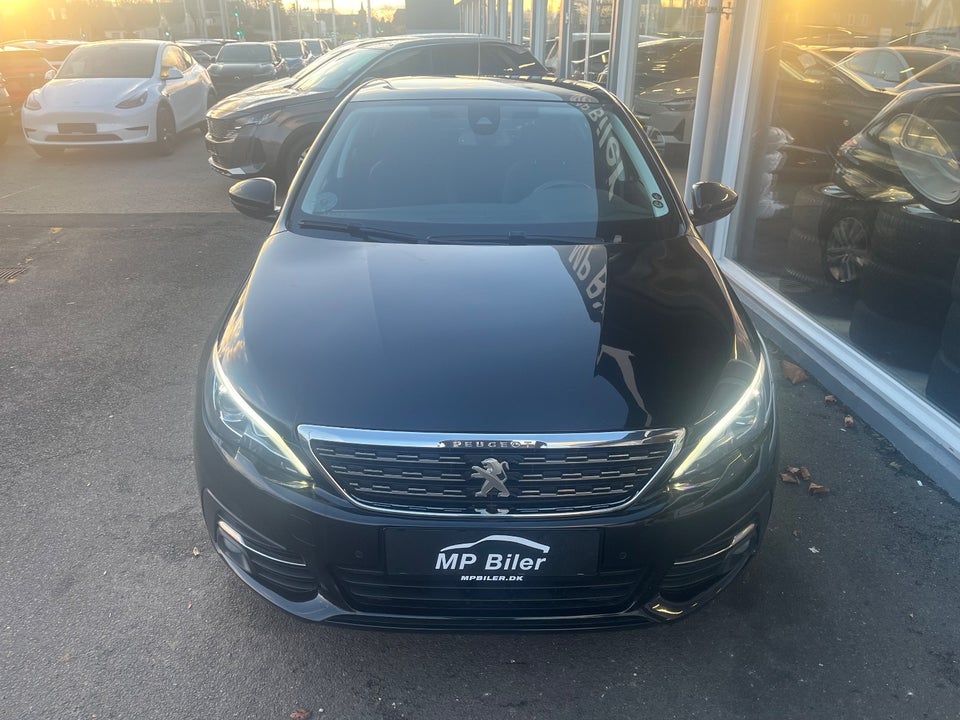 Peugeot 308 1,6 BlueHDi 120 Allure Sky 5d