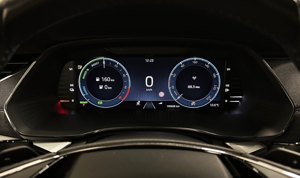 Skoda Octavia 1,4 TSi iV Plus Combi DSG 5d