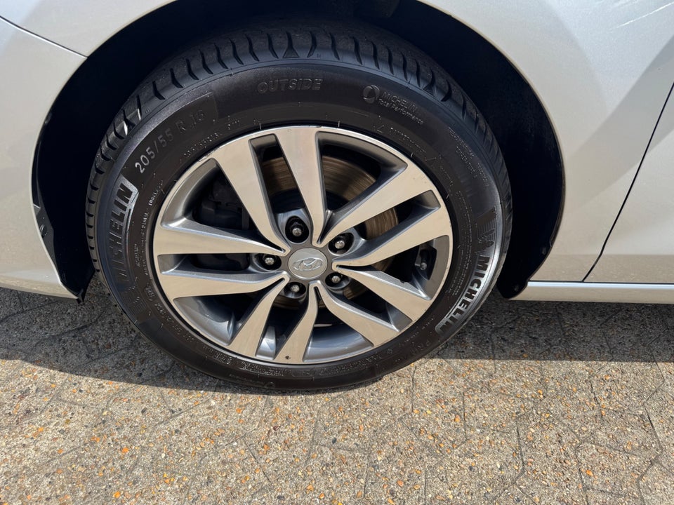 Hyundai i30 1,0 T-GDi 2019 Edition stc. 5d