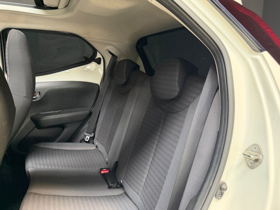 Toyota Aygo 1,0 VVT-i x-sky 5d