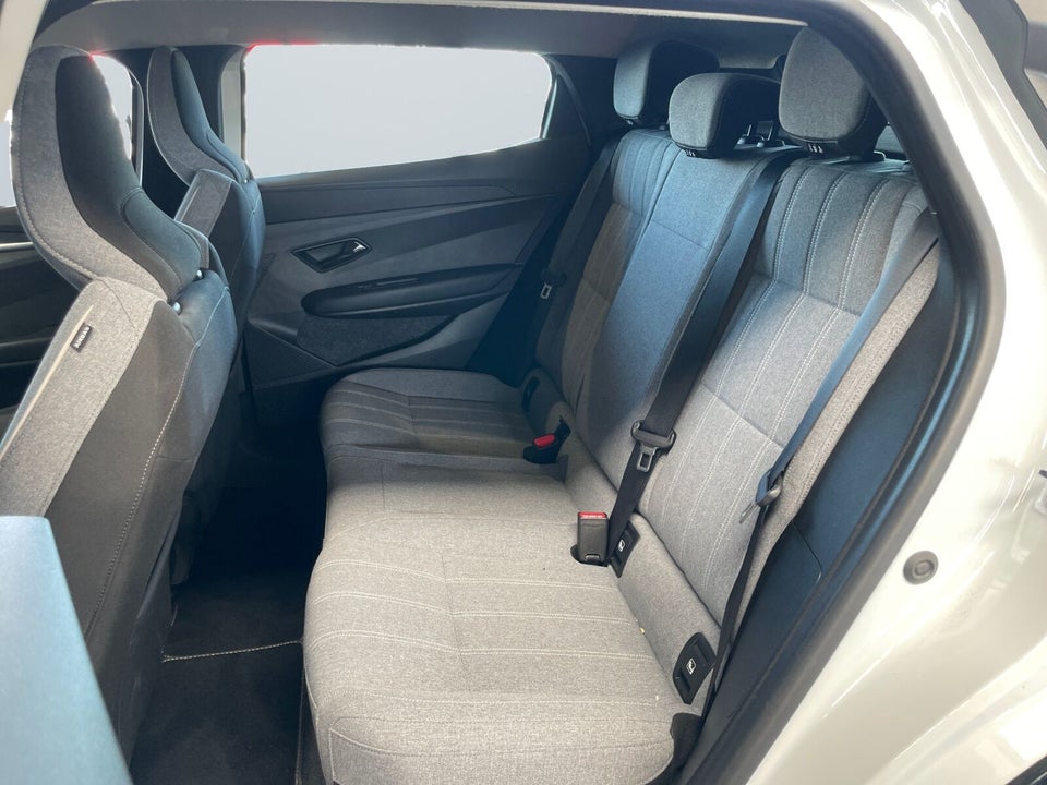 Renault Megane E-Tech 40 Equilibre 5d