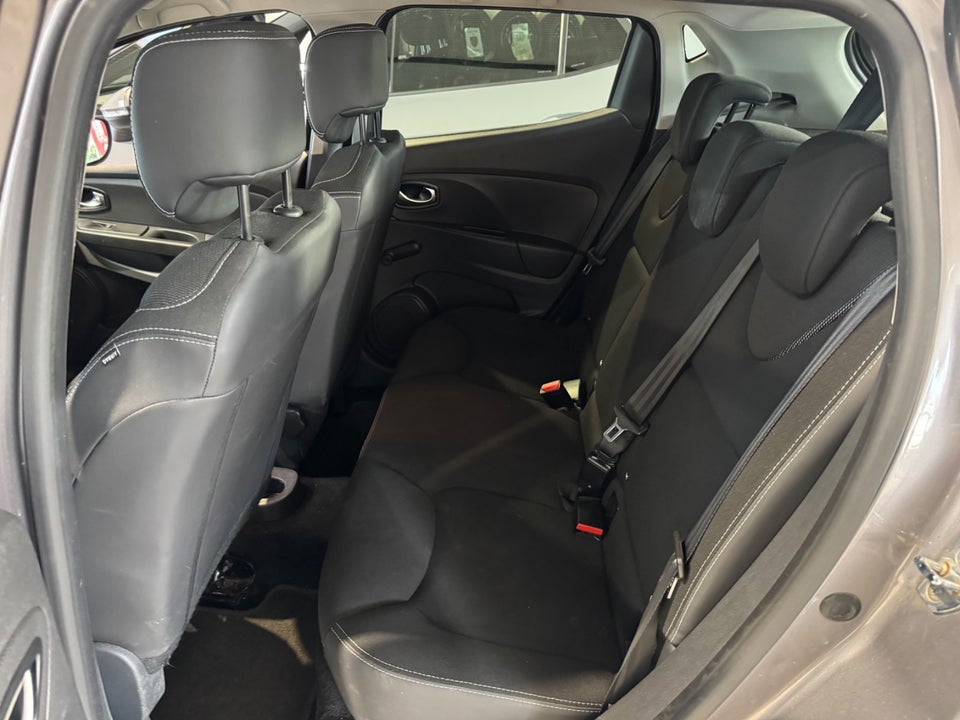 Renault Clio IV 0,9 TCe 90 Expression 5d