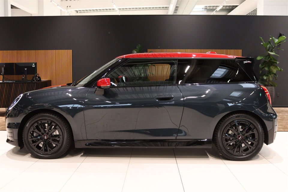 MINI Cooper SE JCW Trim XL 3d