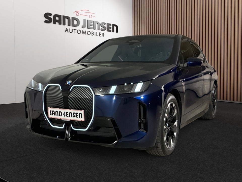 BMW iX xDrive60 M-Sport 5d