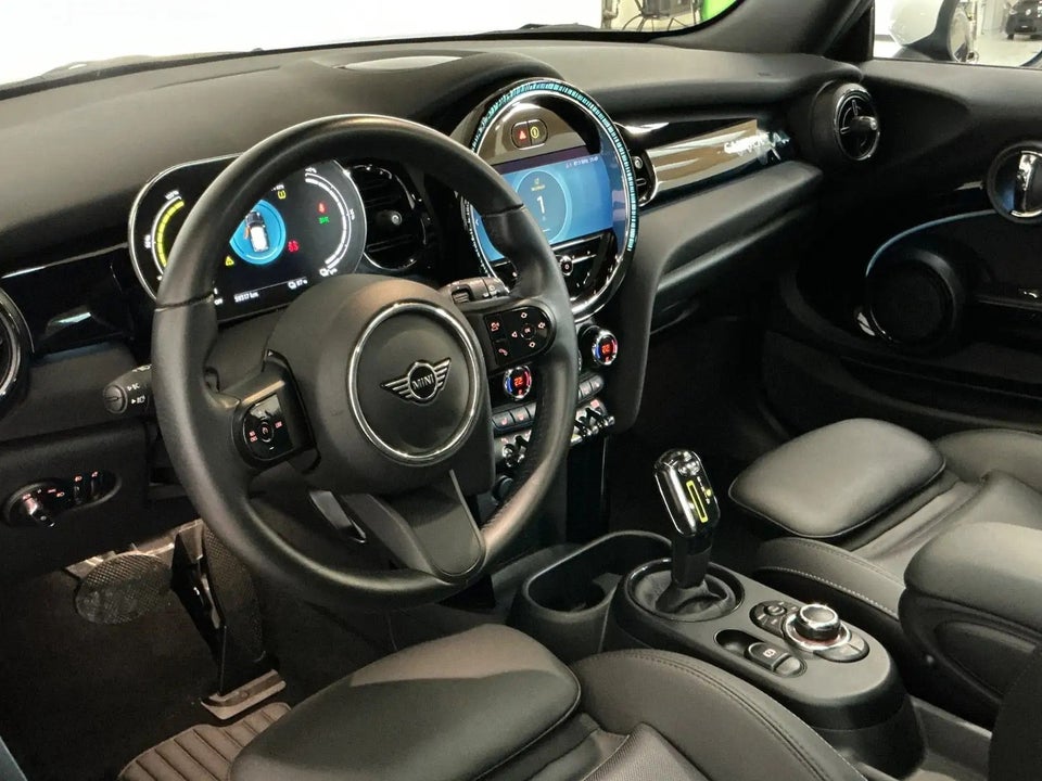 MINI Cooper SE Camden Edition 3d