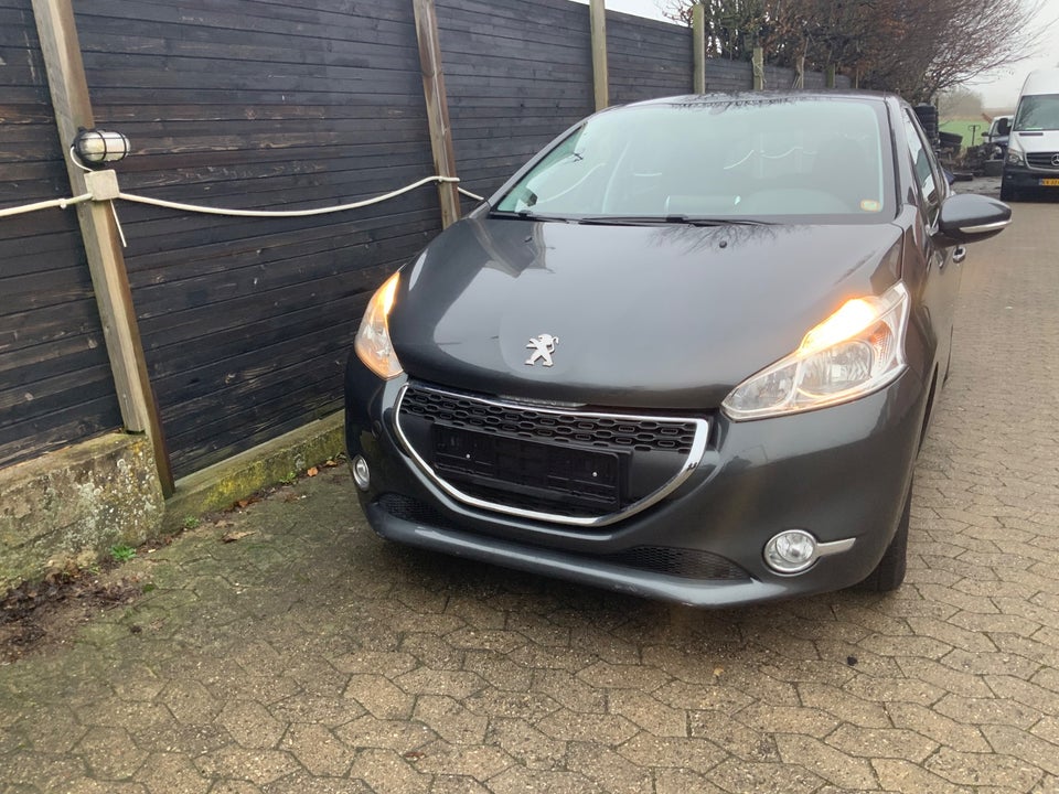 Peugeot 208 1,2 VTi Active ESG 5d