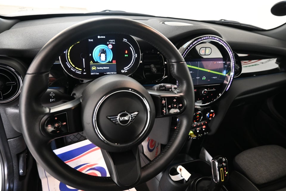 MINI Cooper SE Experience 3d