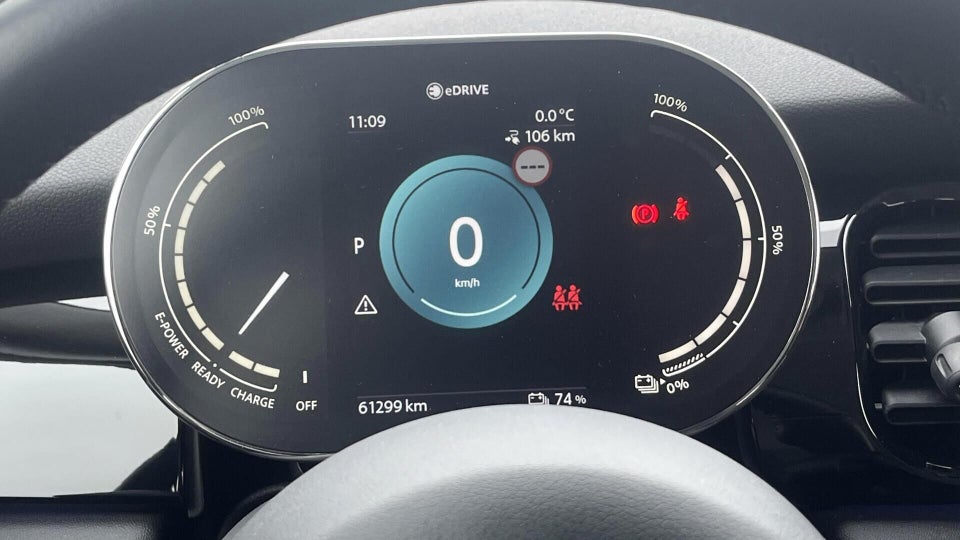 MINI Cooper SE Essential 3d