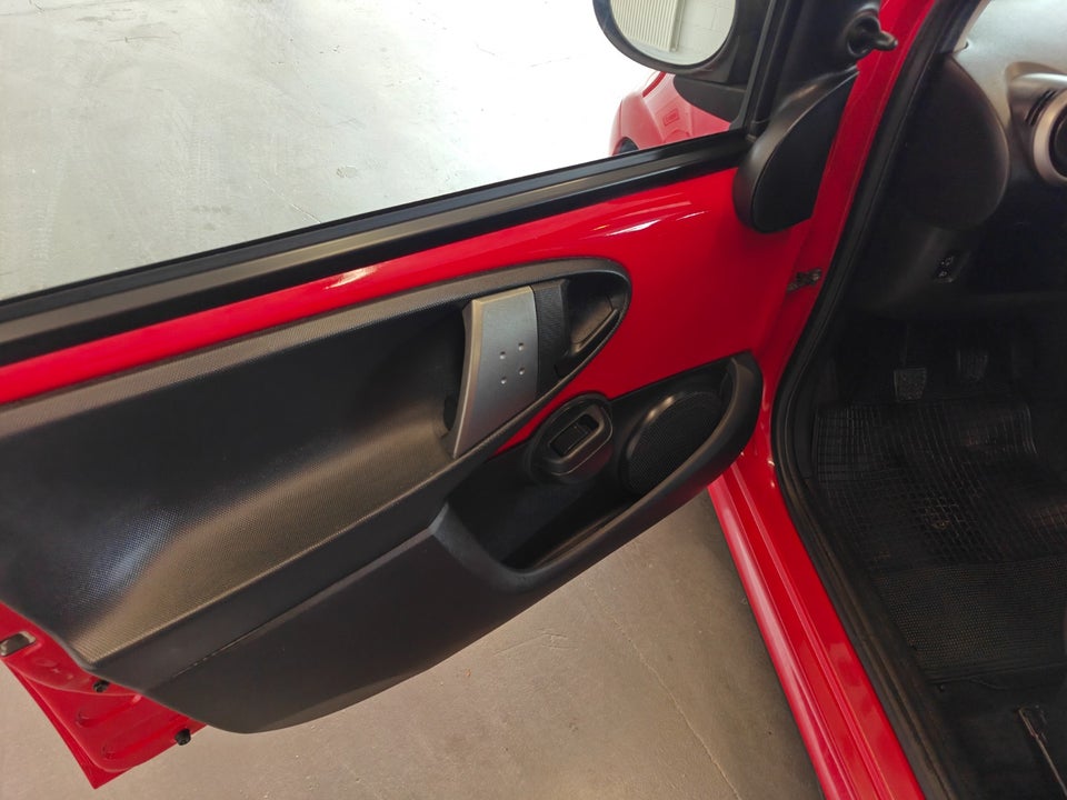 Citroën C1 1,0 e-VTi 68 Feel 5d