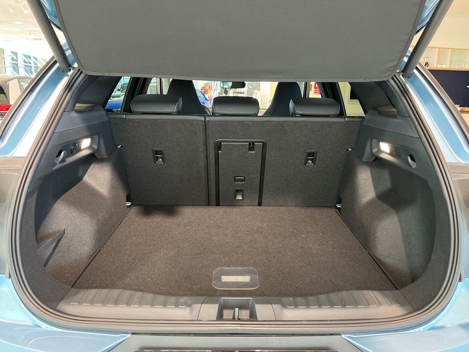 Ford Explorer 82 Premium Extended Range 5d