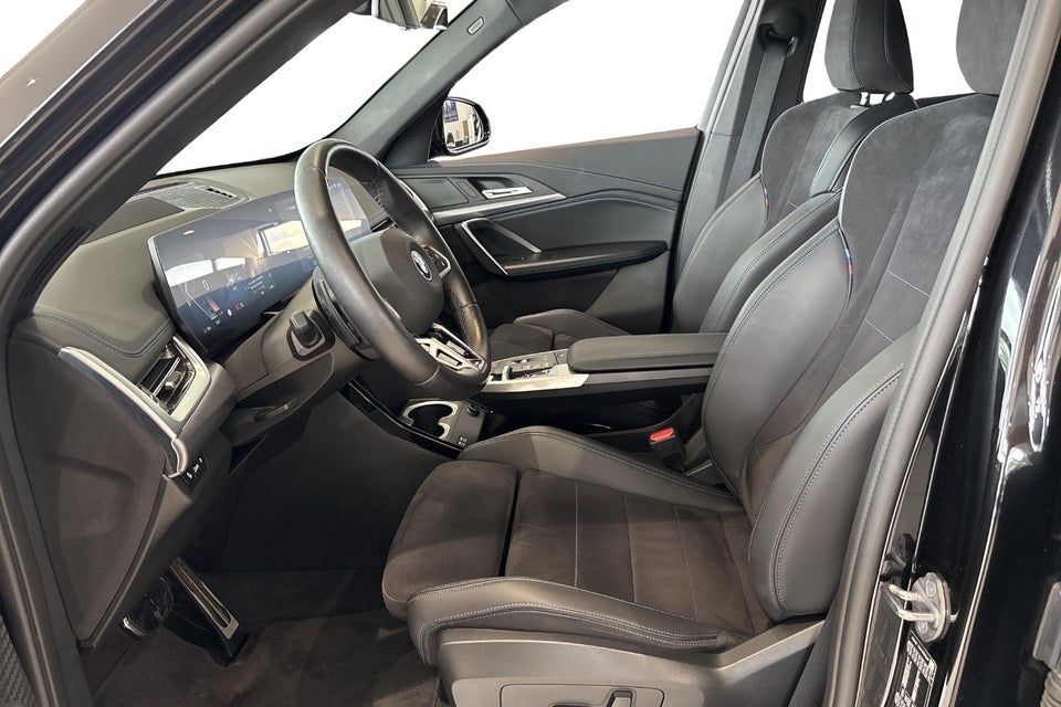 BMW iX1 eDrive20 M-Sport 5d