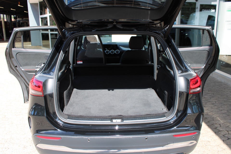 Mercedes GLA200 d 2,0 AMG Line aut. Van 5d