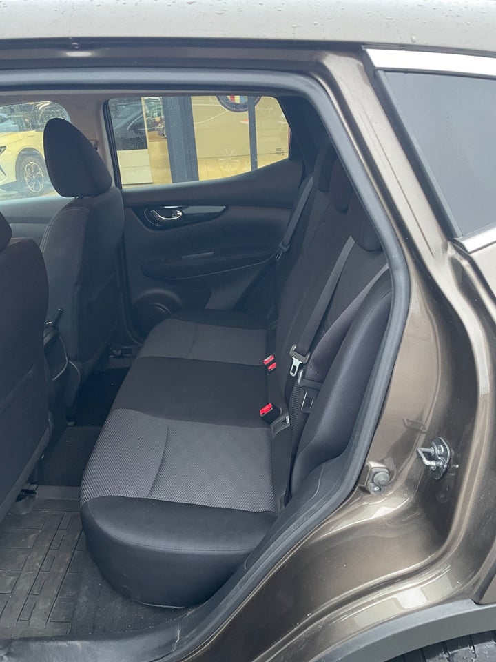 Nissan Qashqai 1,2 Dig-T 115 N-Connecta 5d