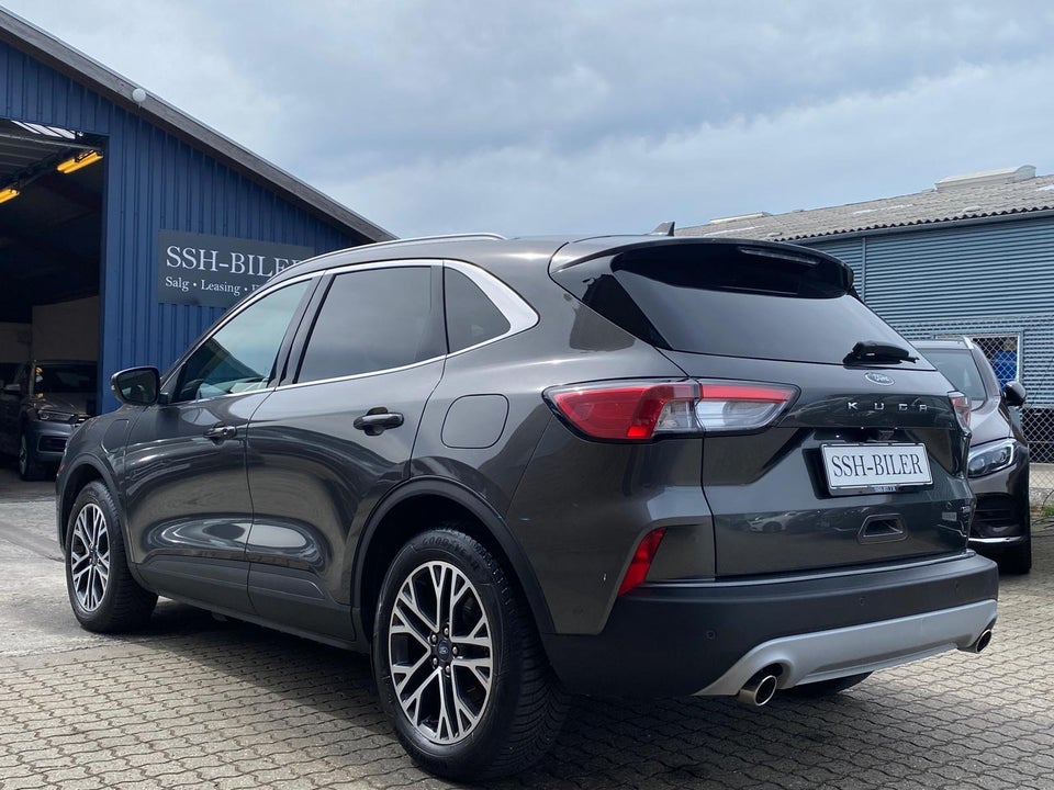 Ford Kuga 2,5 PHEV Titanium X CVT 5d