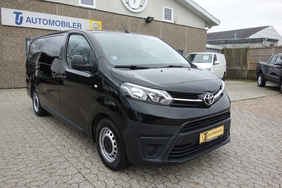 Toyota ProAce 2,0 D 120 Long Comfort 5d