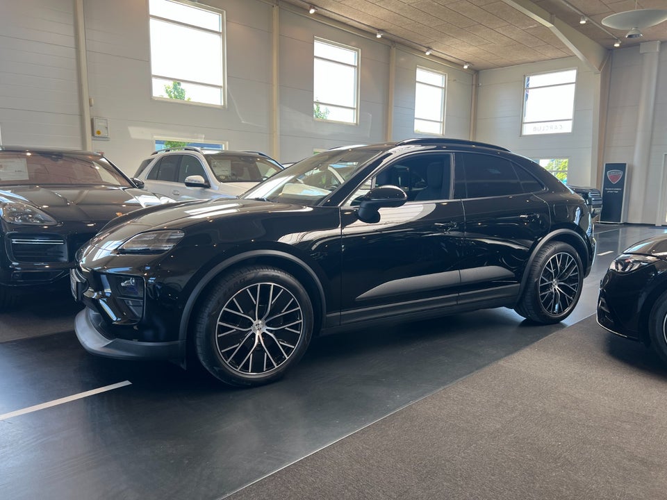 Porsche Macan 5d