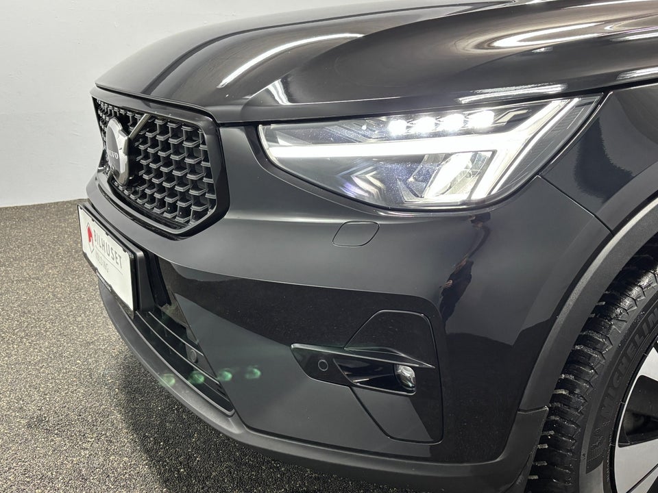 Volvo XC40 1,5 T4 ReCharge Plus Dark aut. 5d