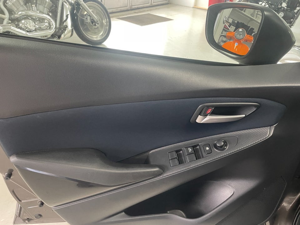 Mazda 2 1,5 SkyActiv-G 90 Vision 5d