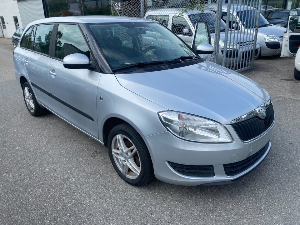 Skoda Fabia 1,2 TSi 86 Ambiente Combi 5d