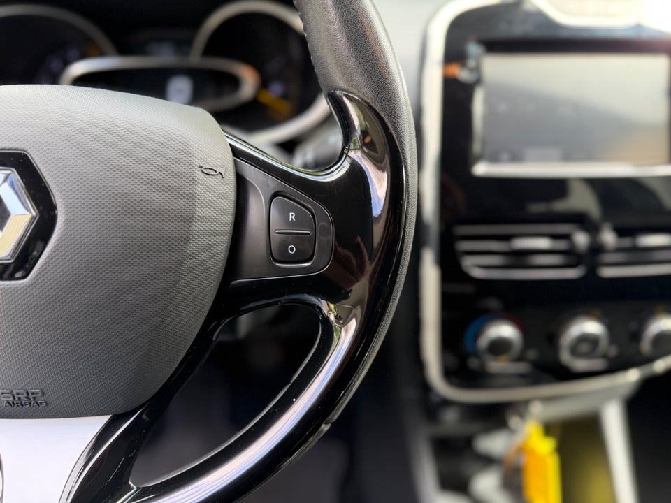 Renault Clio IV 1,5 dCi 75 Expression 5d