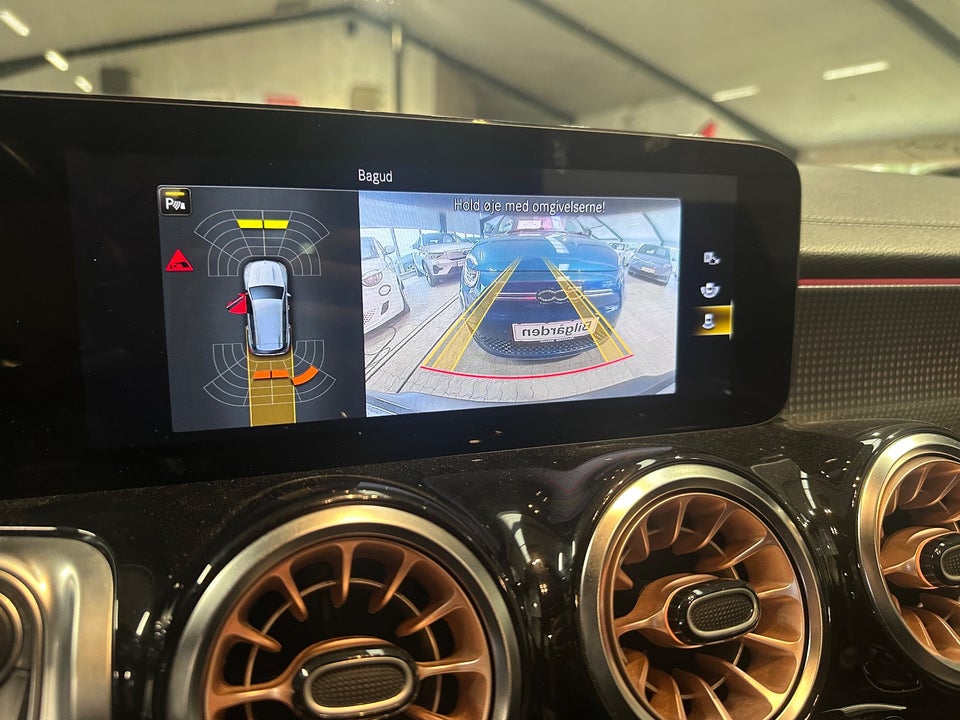 Mercedes EQB300 4Matic 5d