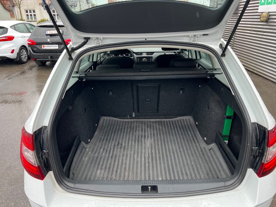 Skoda Octavia 1,5 TSi 150 Business Line Combi DSG 5d