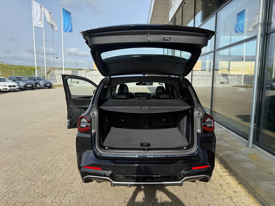 BMW iX3 Charged M-Sport 5d