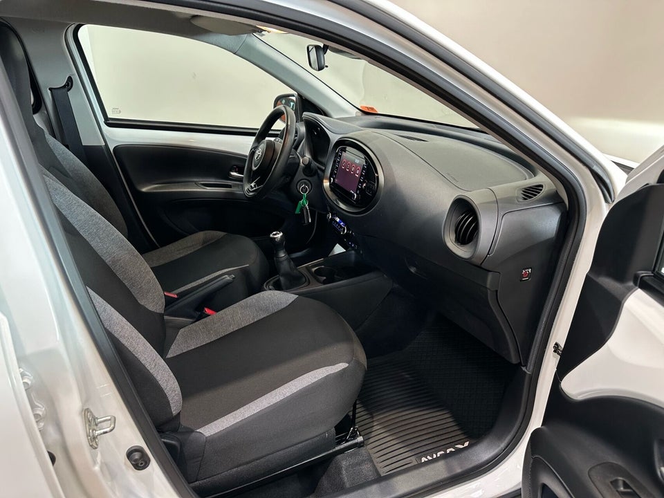 Toyota Aygo X 1,0 Active 5d