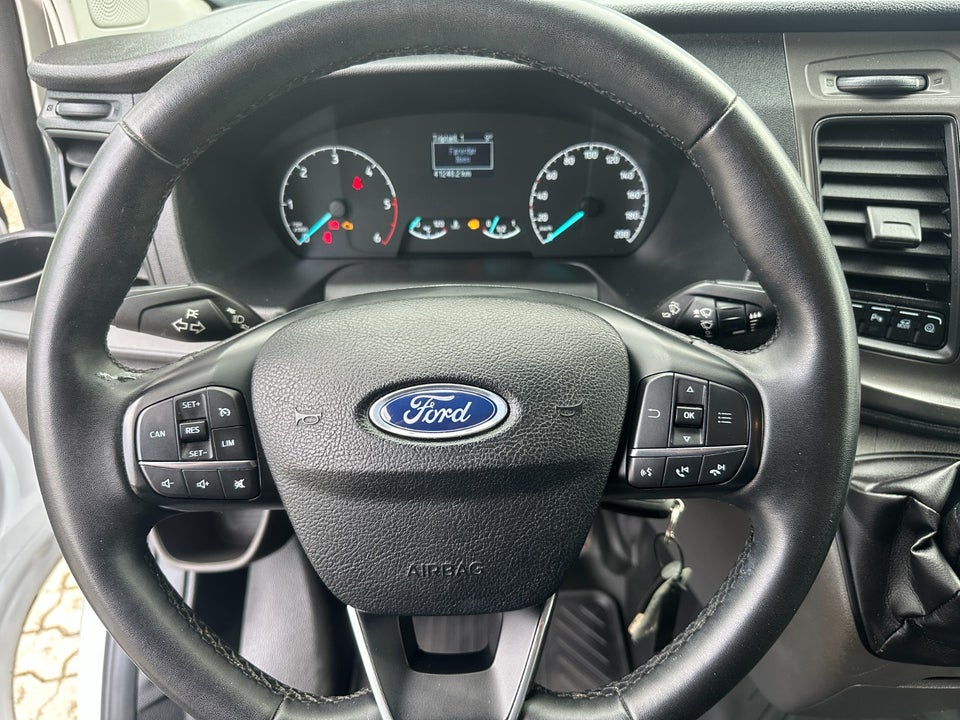 Ford Transit Custom 300 L2 2,0 TDCi 130 Trail