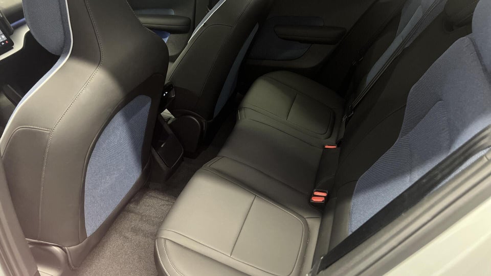 Volvo EX30 Extended Range Ultra 5d