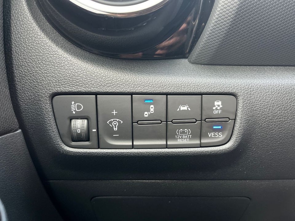 Hyundai Kona 1,6 HEV Advanced DCT 5d