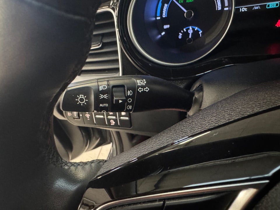 Kia Ceed 1,6 PHEV Prestige SW DCT 5d