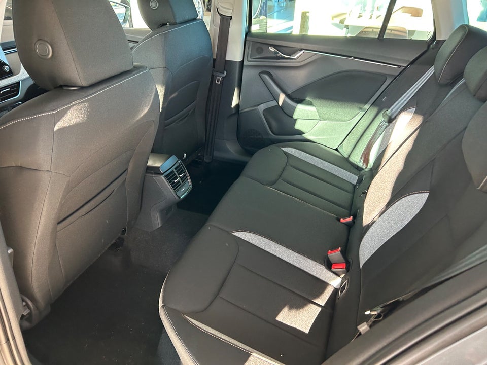 Skoda Kamiq 1,0 TSI 115 Selection DSG 5d