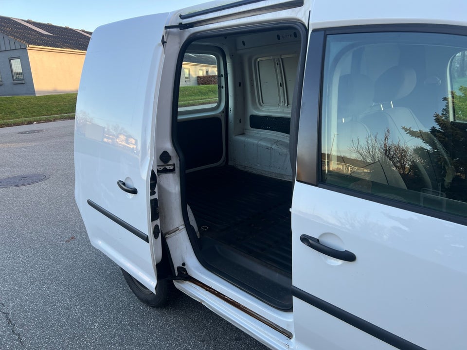 VW Caddy 1,6 TDi 75 BMT Van 4d