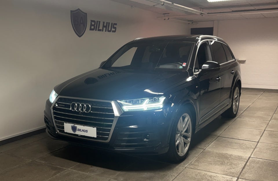 Audi Q7 3,0 TDi 272 S-line quattro Tiptr. 7prs 5d