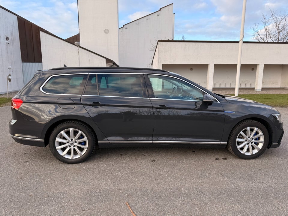 VW Passat 1,4 GTE Variant DSG 5d