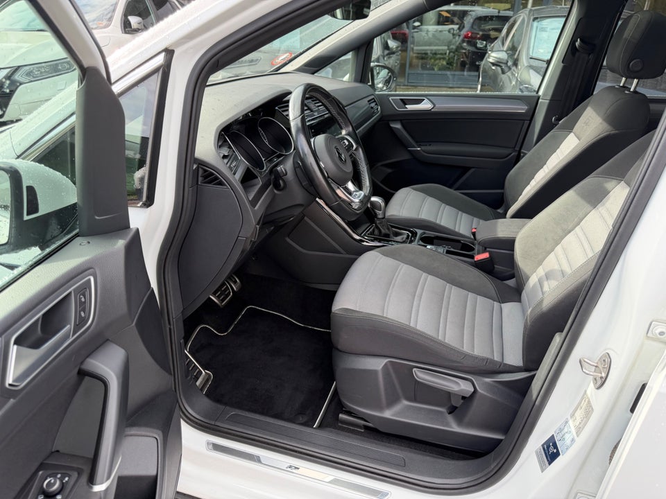 VW Touran 1,5 TSi 150 R-line DSG 7prs 5d