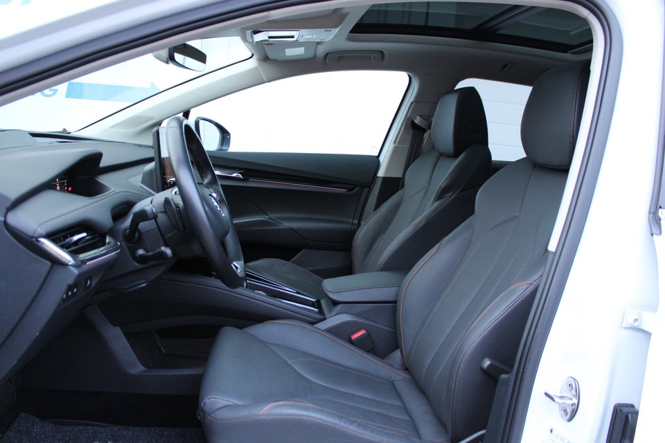 Skoda Enyaq 80 iV Suite 5d