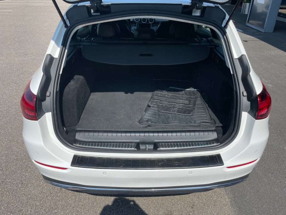 Mercedes C300 e 2,0 Avantgarde stc. aut. 5d