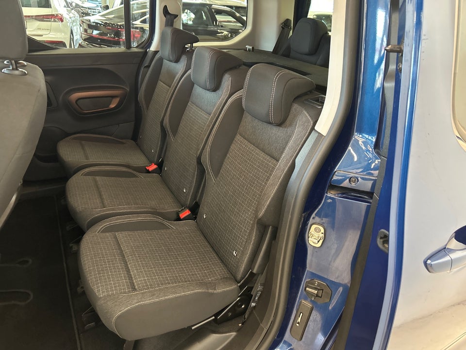 Peugeot e-Rifter 50 GT L2 7prs 5d