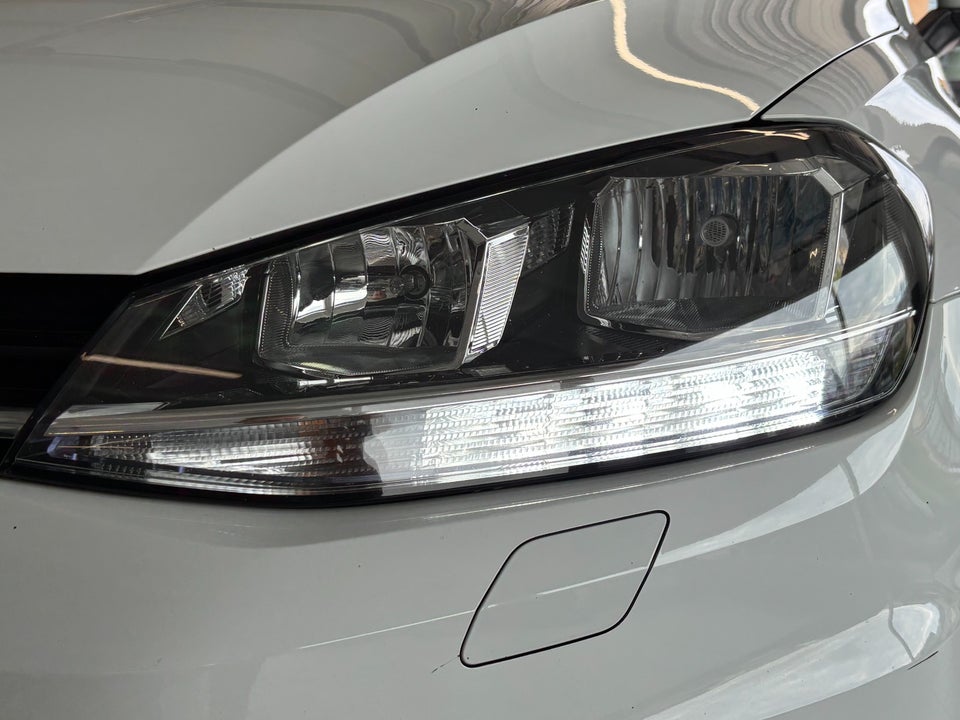 VW Golf VII 1,4 TSi 150 Highline Variant DSG 5d