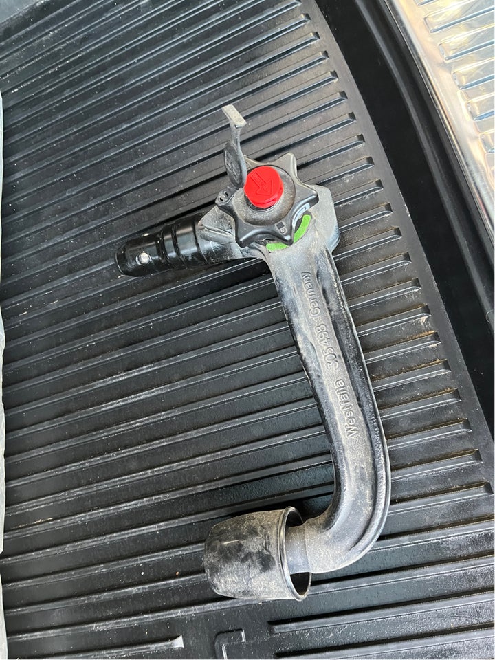 Audi Q8 e-tron 55 S-line quattro 5d