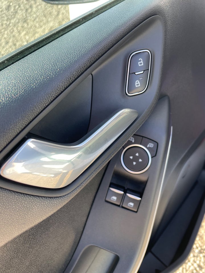 Ford Fiesta 1,0 EcoBoost Titanium 5d