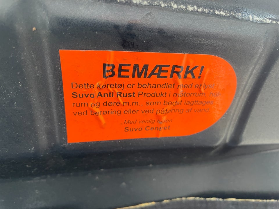 Volvo XC60 2,4 D4 163 R-Design aut. AWD 5d