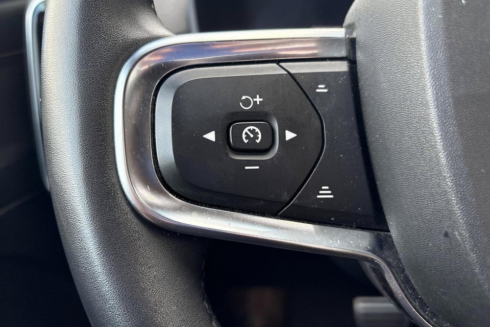 Volvo XC40 P6 ReCharge Core 5d