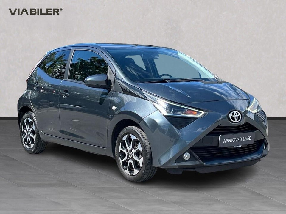 Toyota Aygo 1,0 VVT-i x-play 5d